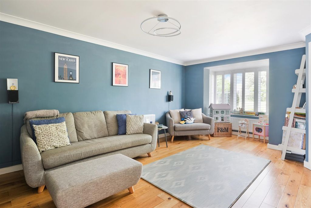 Property photo 2 of 28 Preston Manor Road, 69 (13).Jpg