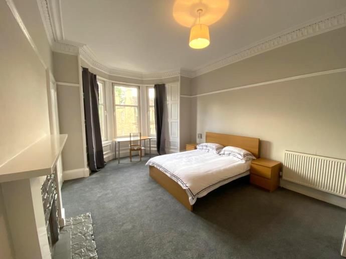 Property photo 2 of 10 Bedroom 1