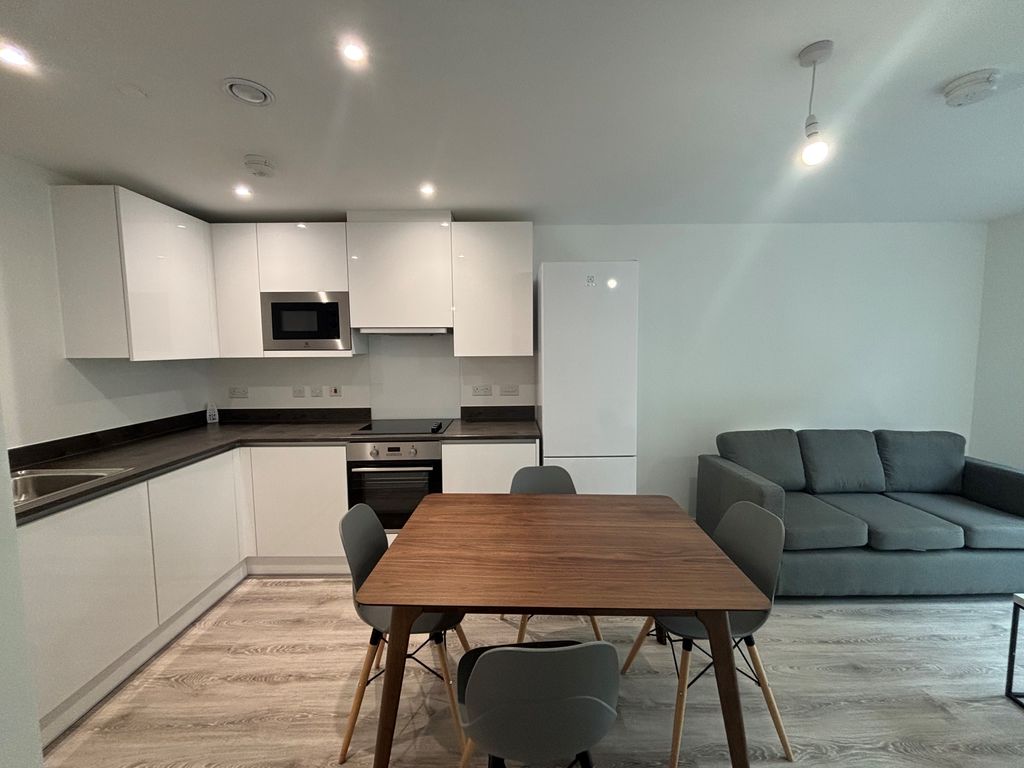 Property photo 3 of 8 Image