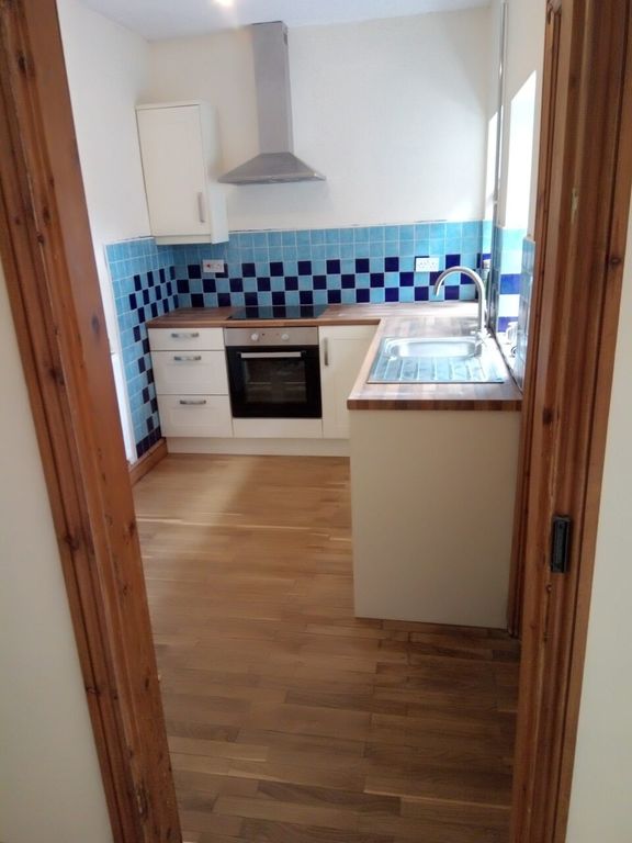 Property photo 2 of 9