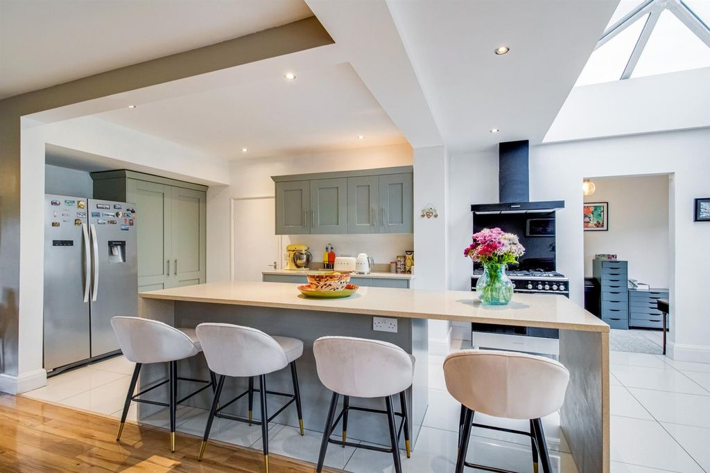 Property photo 3 of 25 Living Dining Kitchen