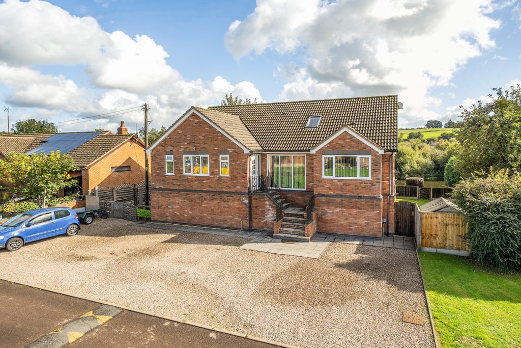 Property photo 1 of 21 1526207