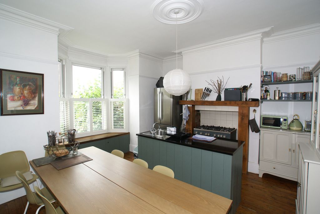 Property photo 2 of 14 69 Well Kit 1