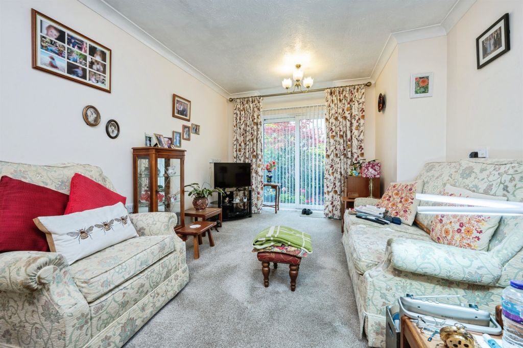 Property photo 3 of 13