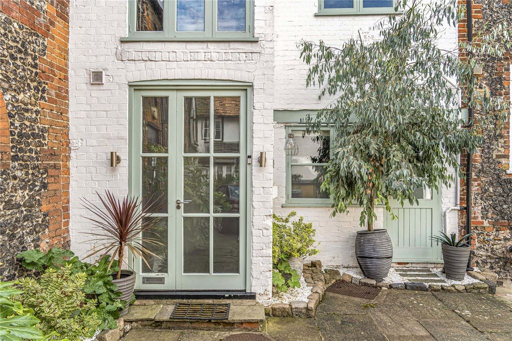 Property photo 3 of 21 Picture No. 17