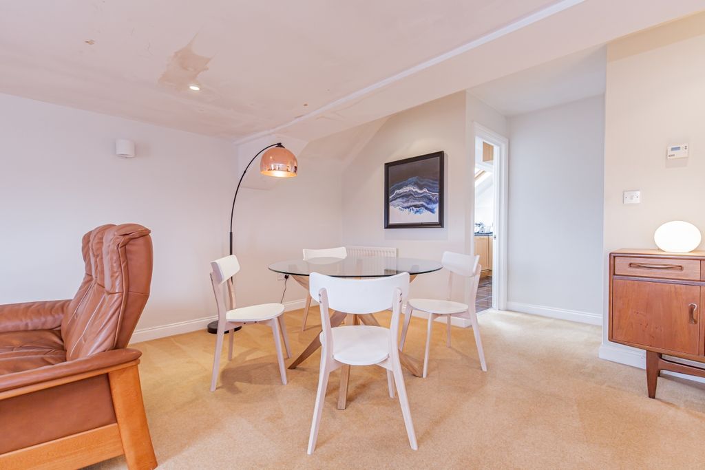 Property photo 2 of 7 144992