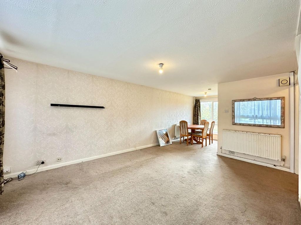 Property photo 3 of 16 Img_8365.Jpg