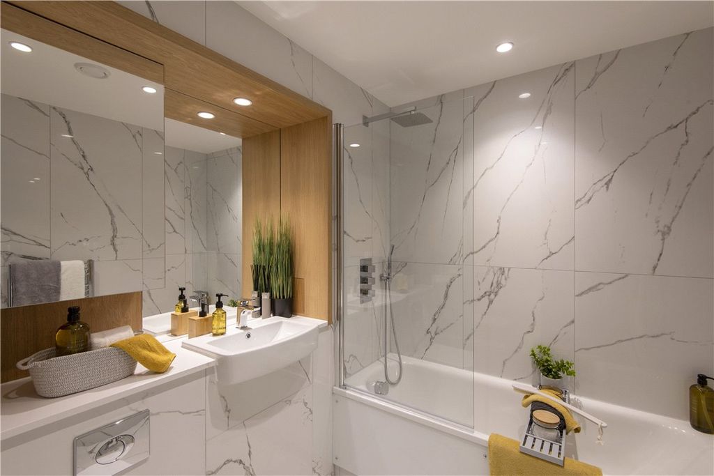 Property photo 2 of 14 Picture No. 22