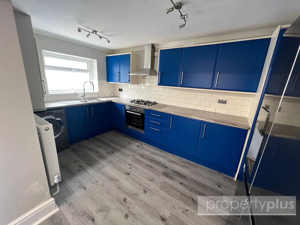 Property photo 3 of 15 Picture No. 05