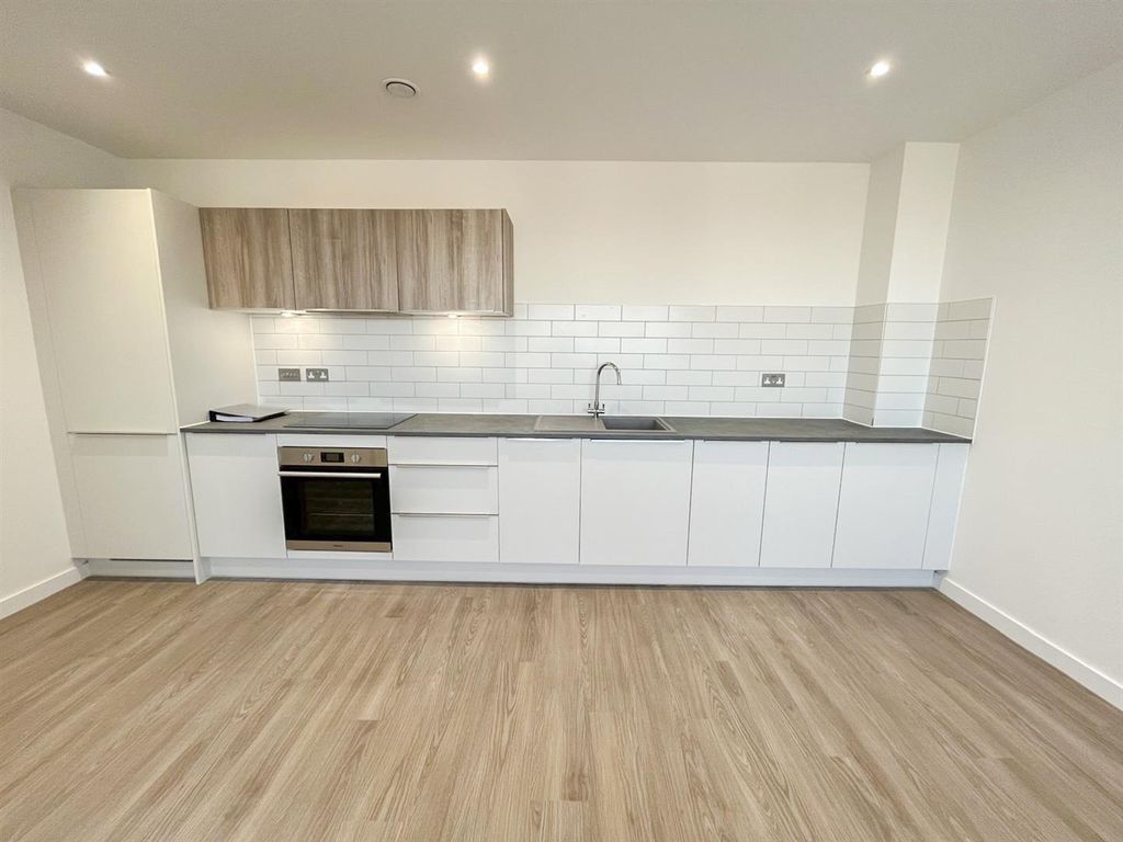 Property photo 2 of 14 1-Photo-2025-01-09-15-21-46.Jpg