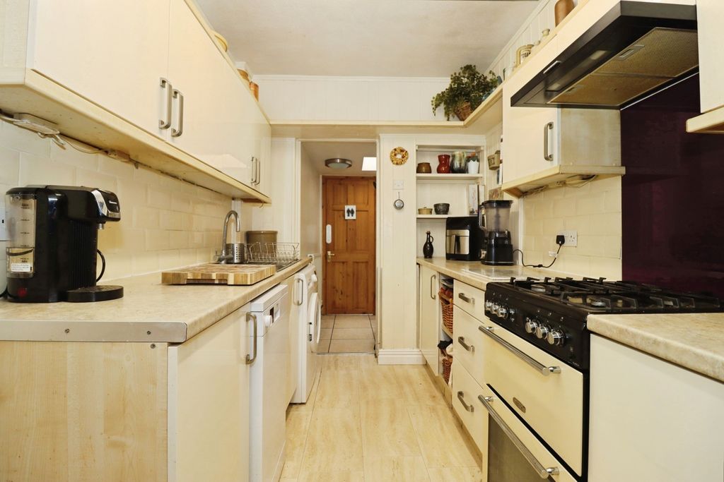 Property photo 3 of 29 Pbox-Img.Jpg