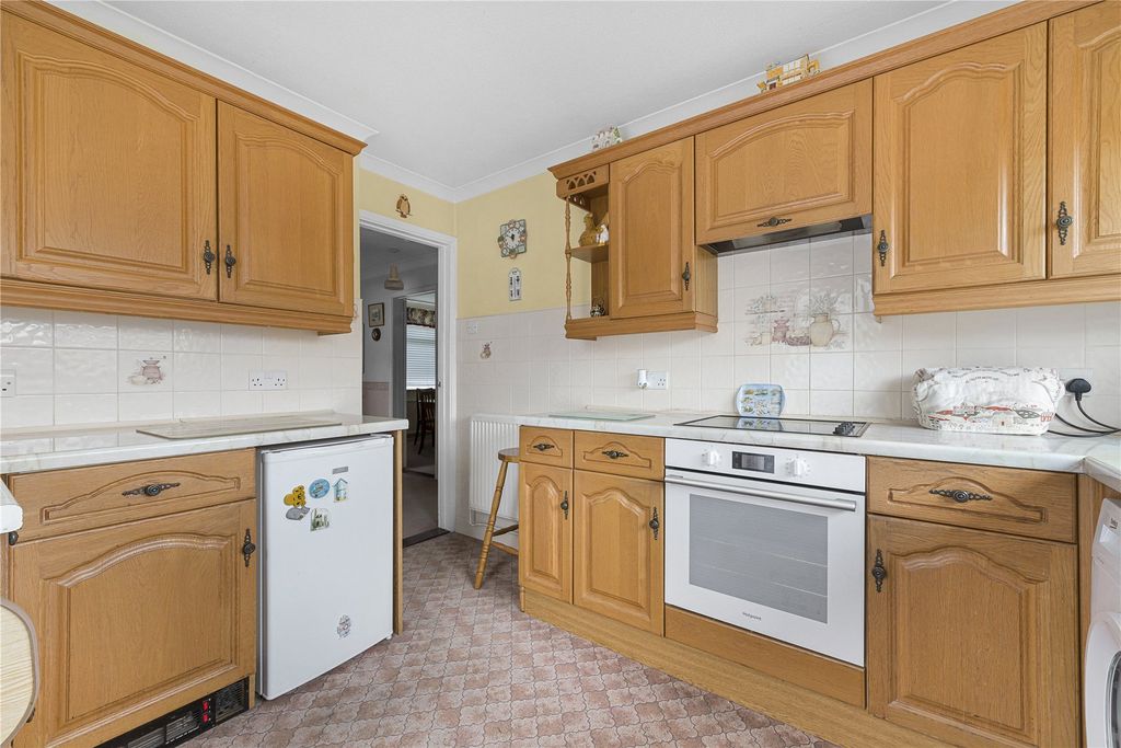 Property photo 2 of 21 Picture No. 03
