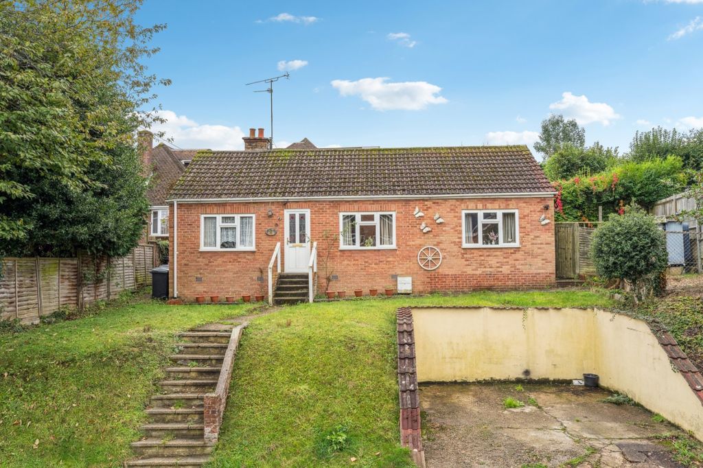 Property photo 2 of 17 Picture No. 16