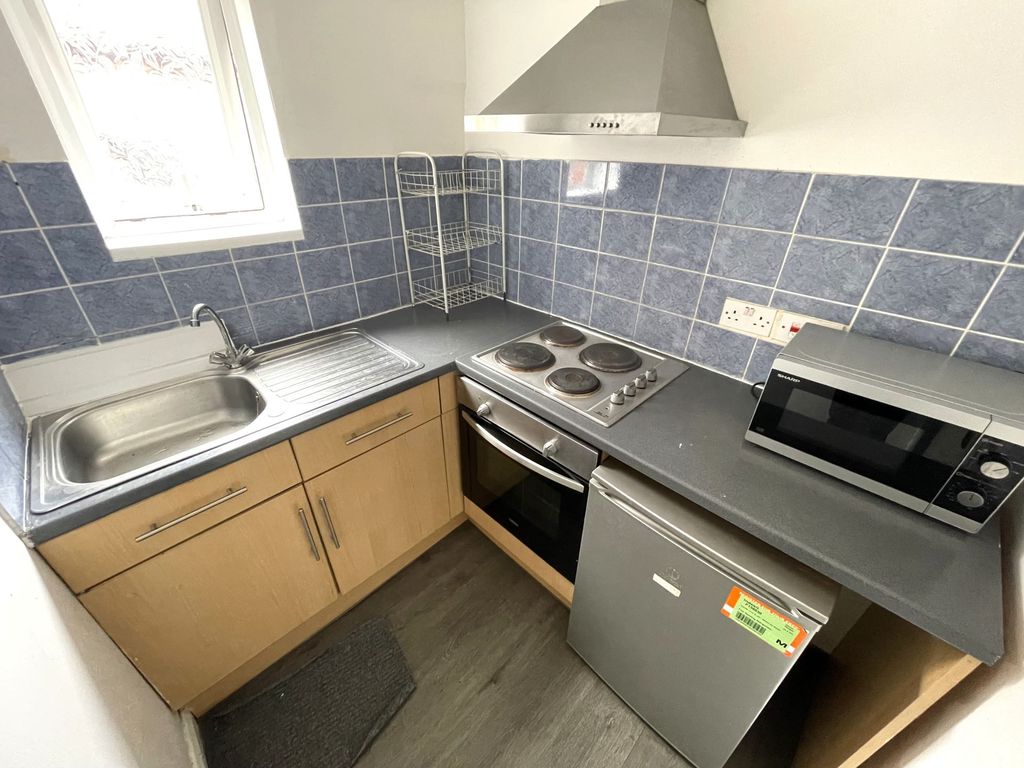 Property photo 3 of 5 Photo 1