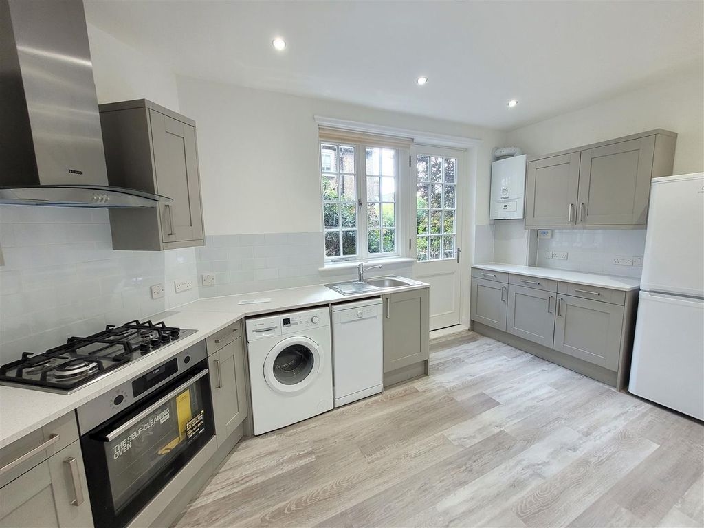 Property photo 2 of 9 2.Jpg