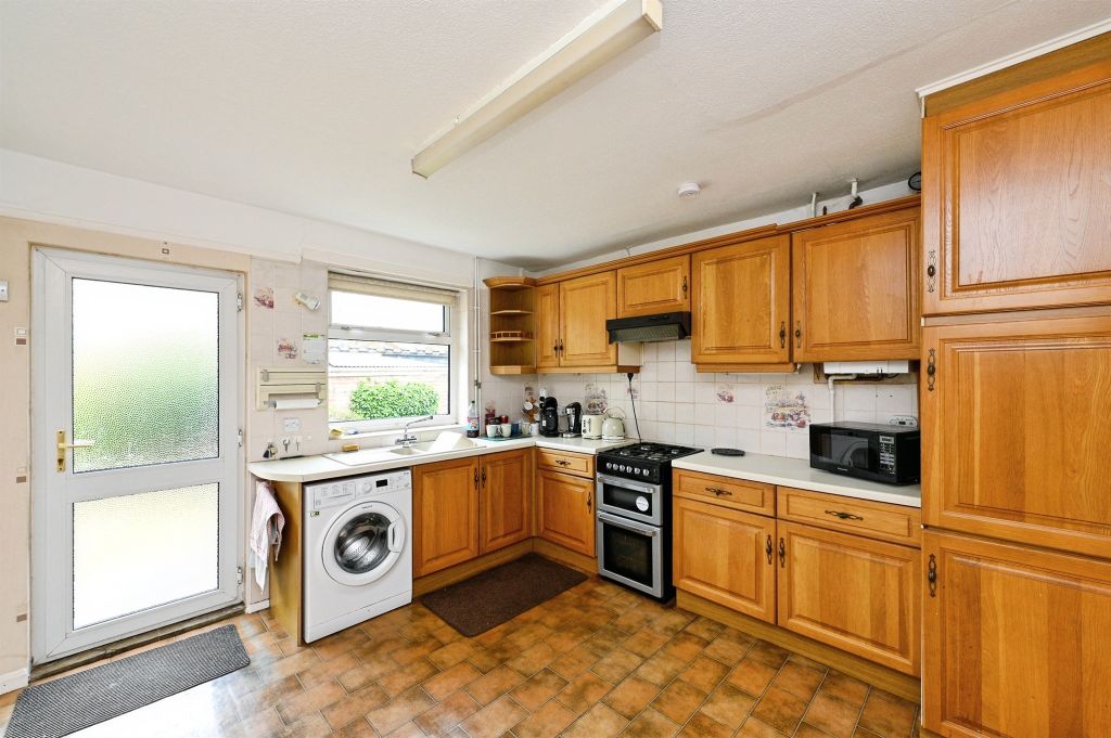 Property photo 3 of 19