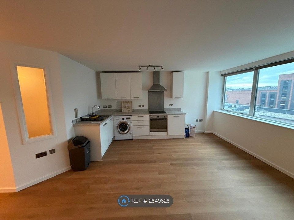 Property photo 2 of 9