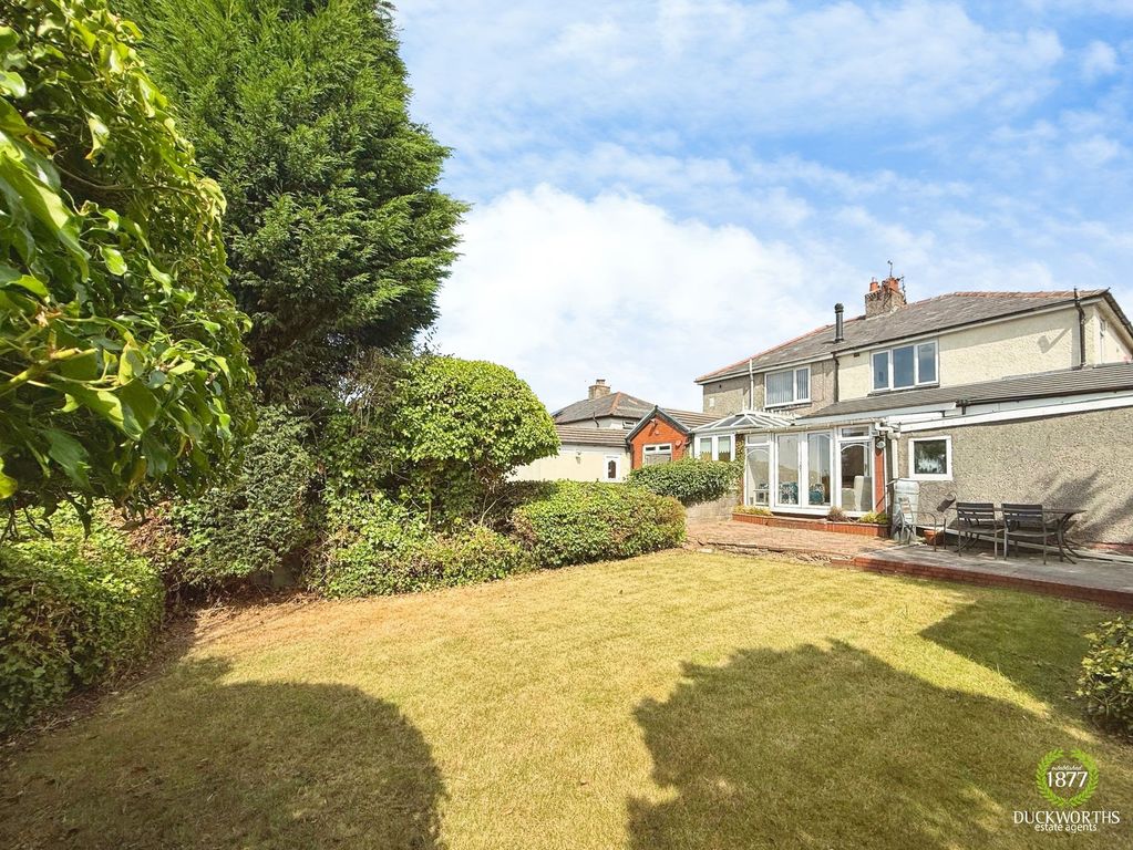 Property photo 1 of 26