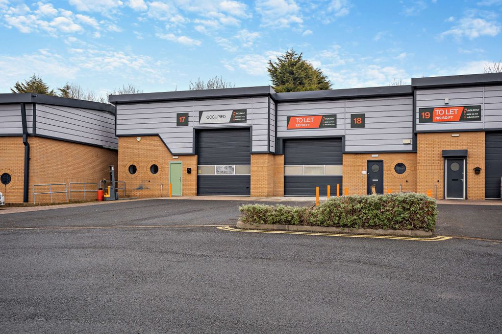 Property photo 2 of 12