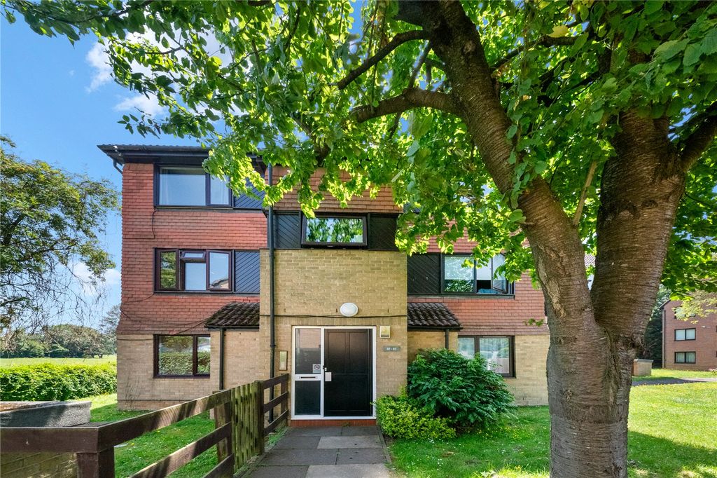 Property photo 2 of 13 Picture No. 02