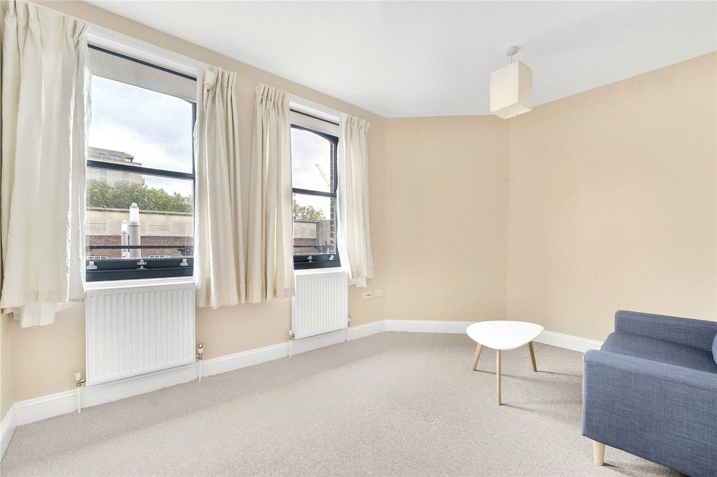 Property photo 2 of 13 Picture No. 04