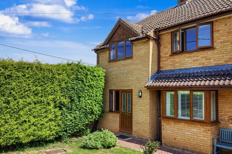 Property photo 1 of 8 328066