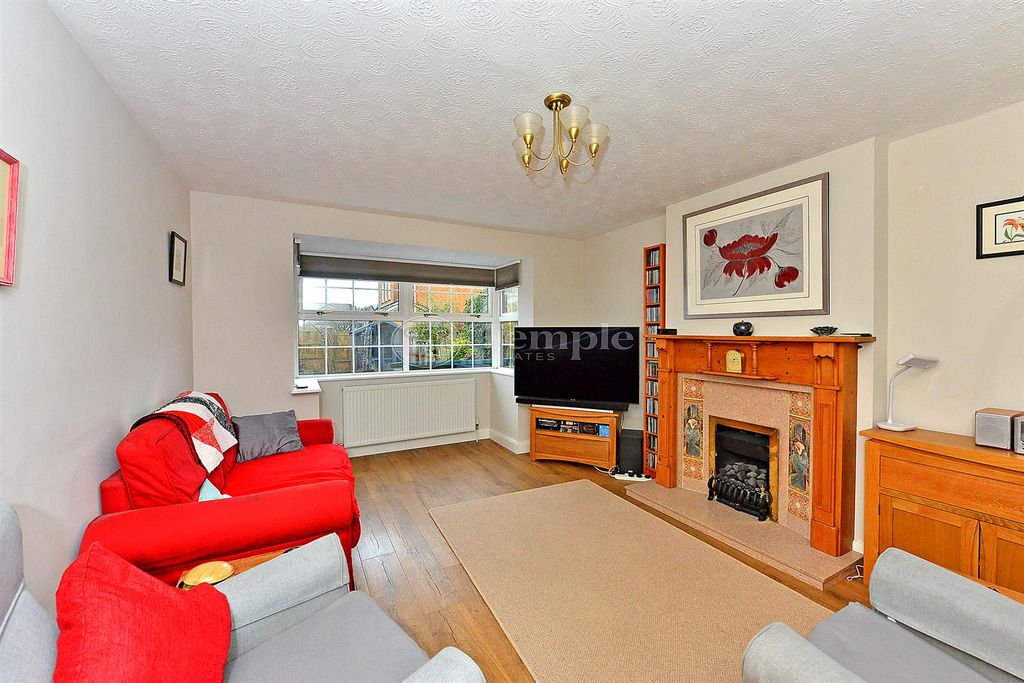 Property photo 3 of 23