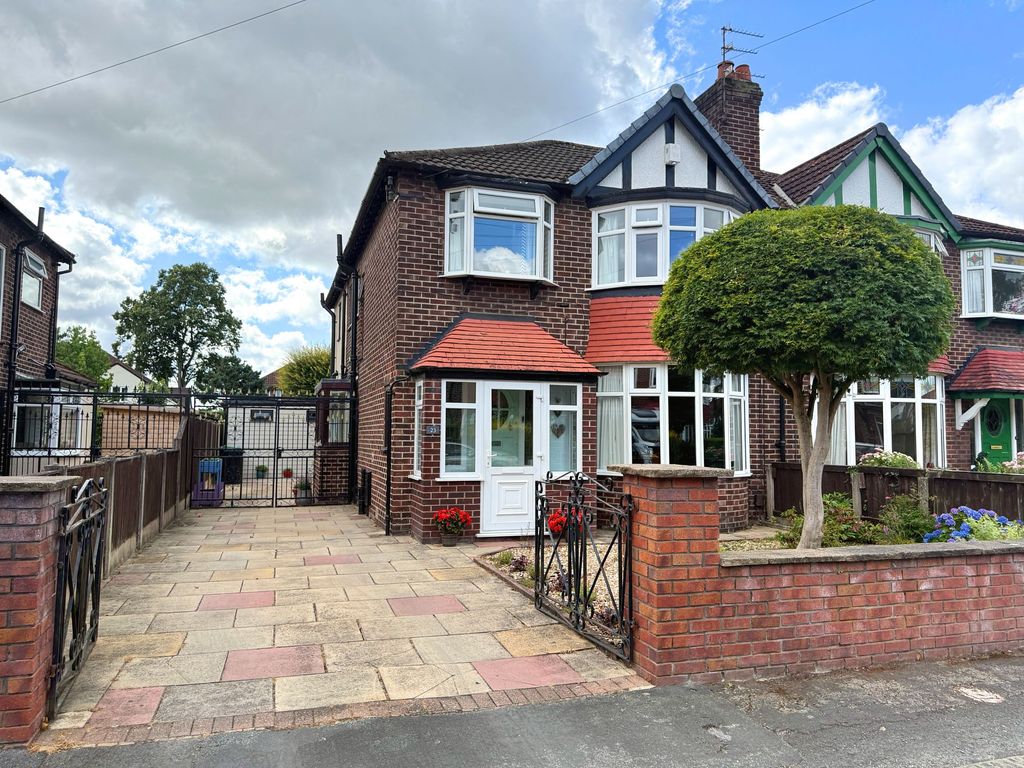 Property photo 1 of 48