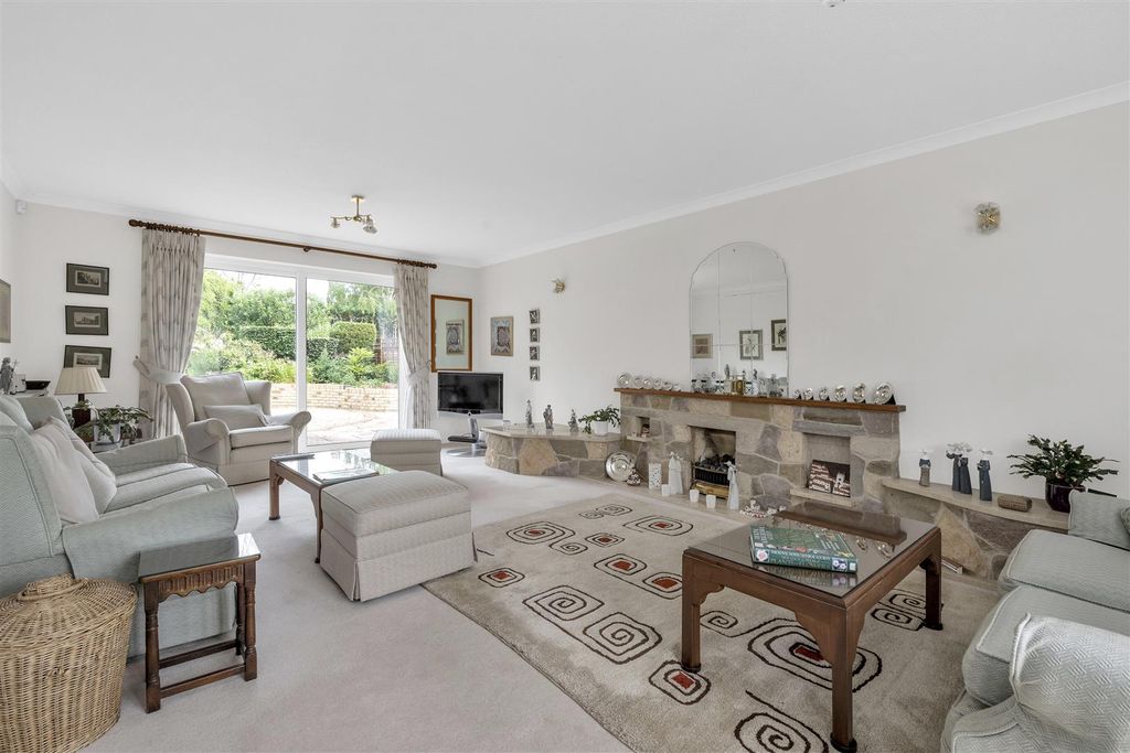Property photo 3 of 12 12-Prospect-Lane-05.Jpg