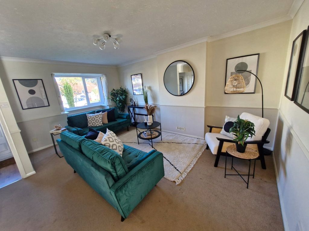 Property photo 3 of 12 Picture No. 27