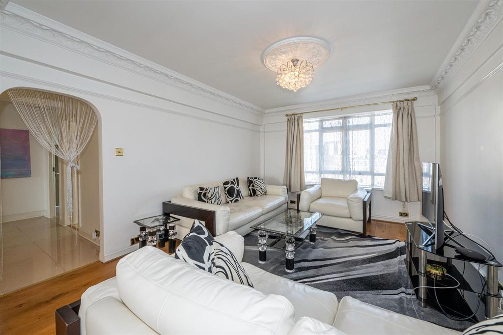 Property photo 1 of 22 Photo 0