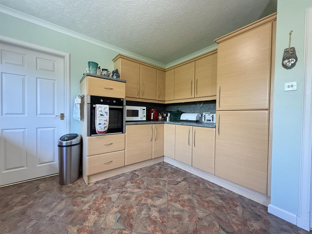 Additional image 8 of 3 bed detached bungalow for saleRiverside Gardens, Brydekirk, Annan DG12