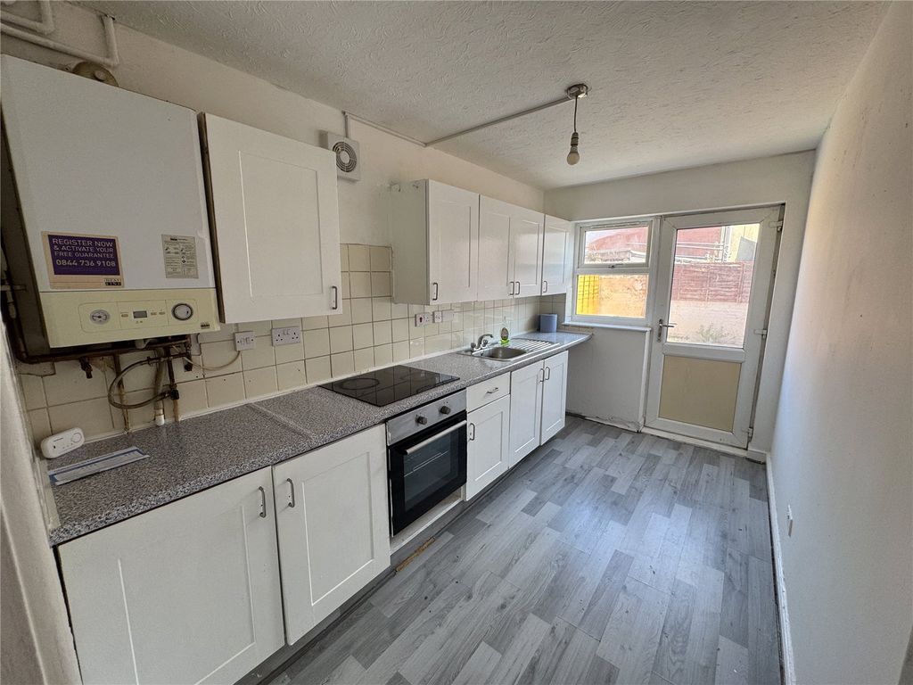 Property photo 1 of 11 Picture No. 27