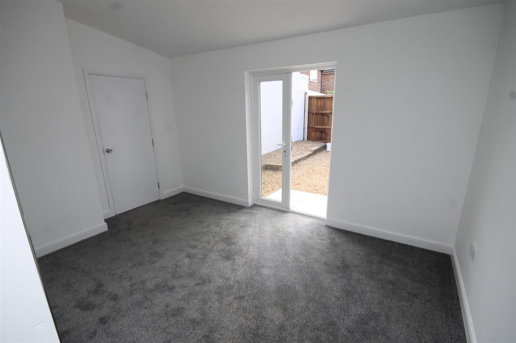 Property photo 2 of 10 Img_1816.Jpg