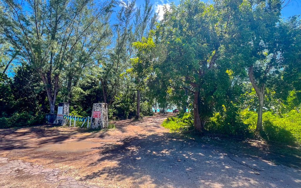 Property photo 2 of 9