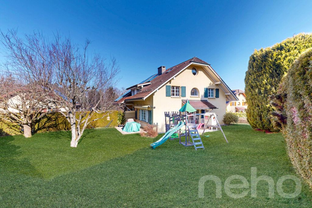 Property photo 3 of 13