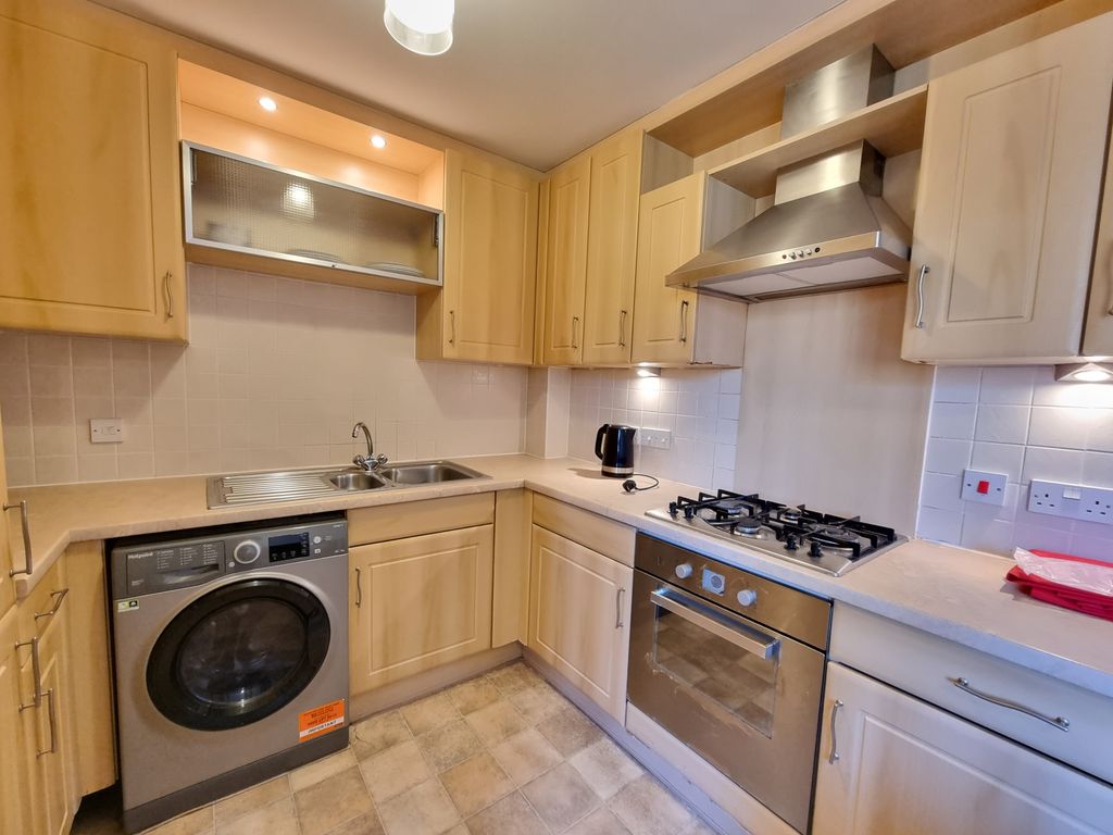 Property photo 3 of 9