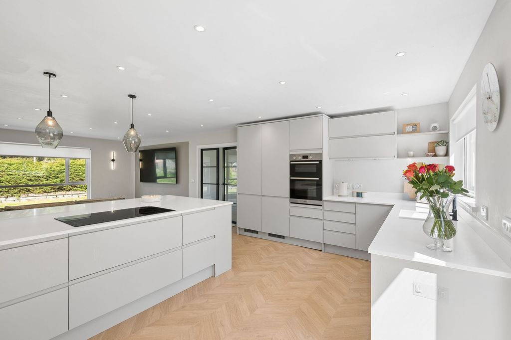 Property photo 2 of 54 Open Plan Kitchen