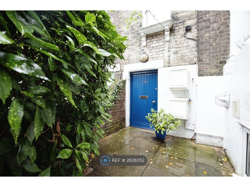 Property photo 1 of 9 Entrance