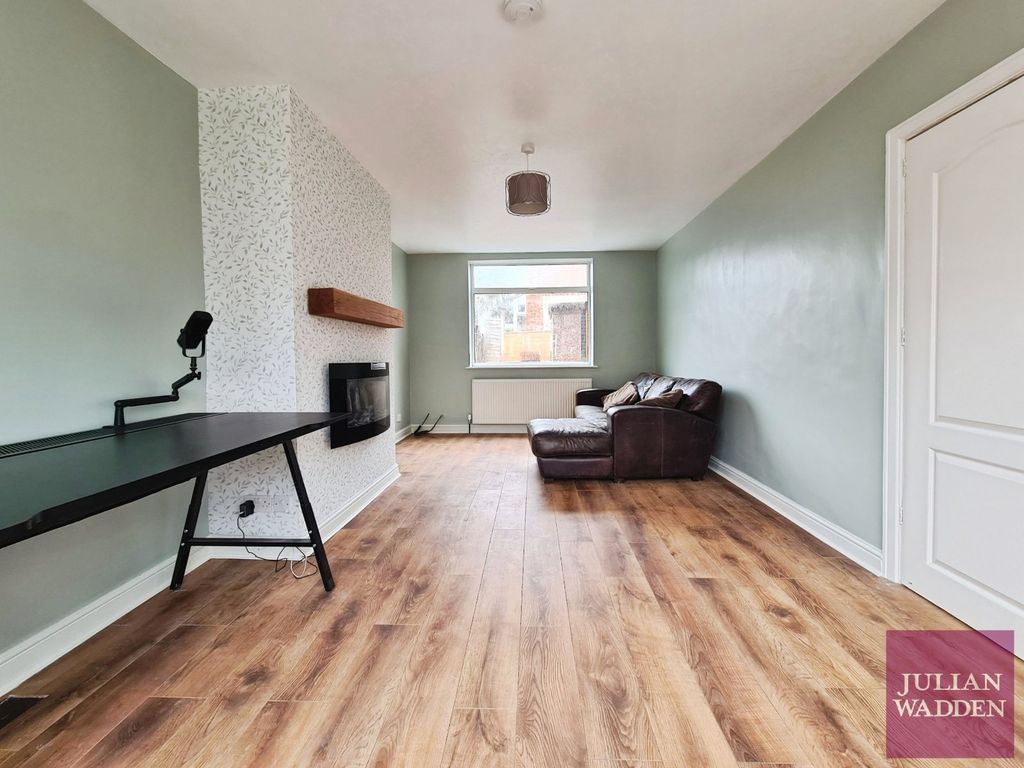 Property photo 3 of 17 Picture No. 05