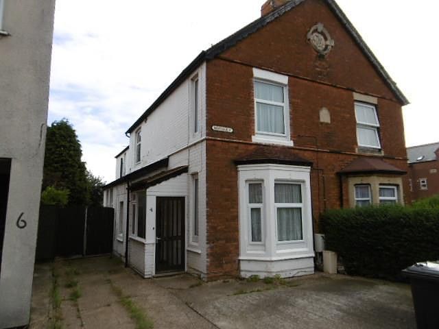 Property photo 2 of 7 (Main)