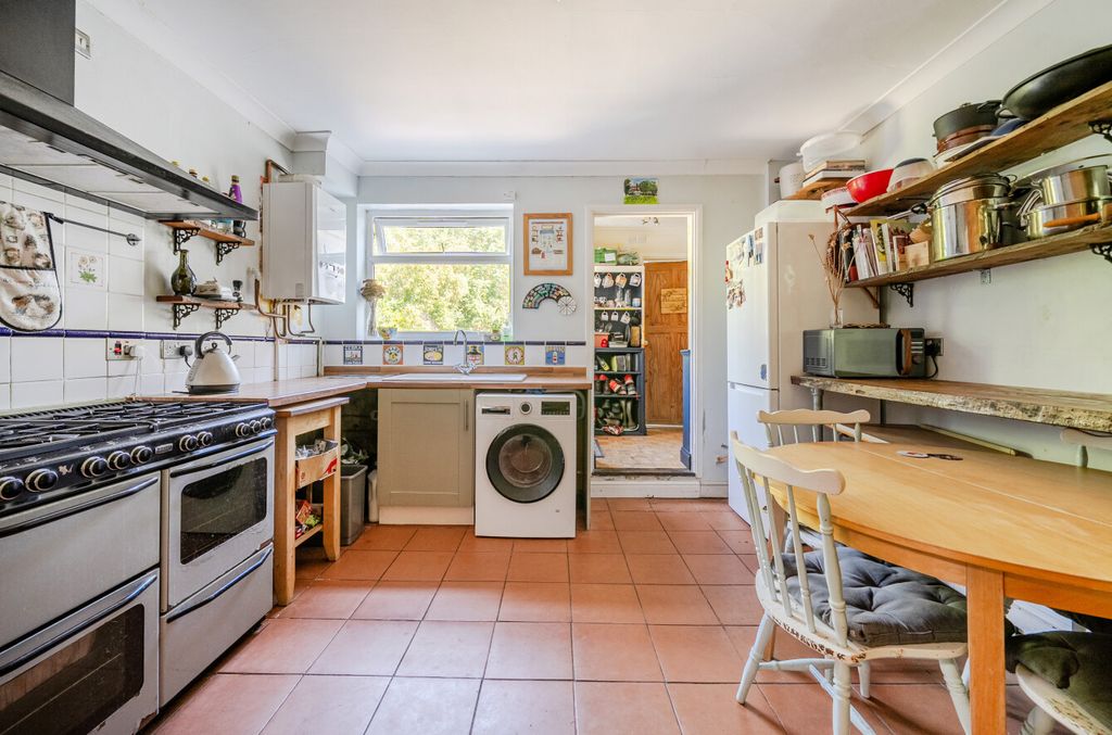Property photo 3 of 25 1504045-13-6A7B14...