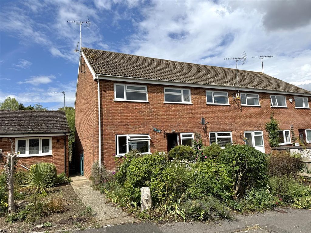 Property photo 1 of 18