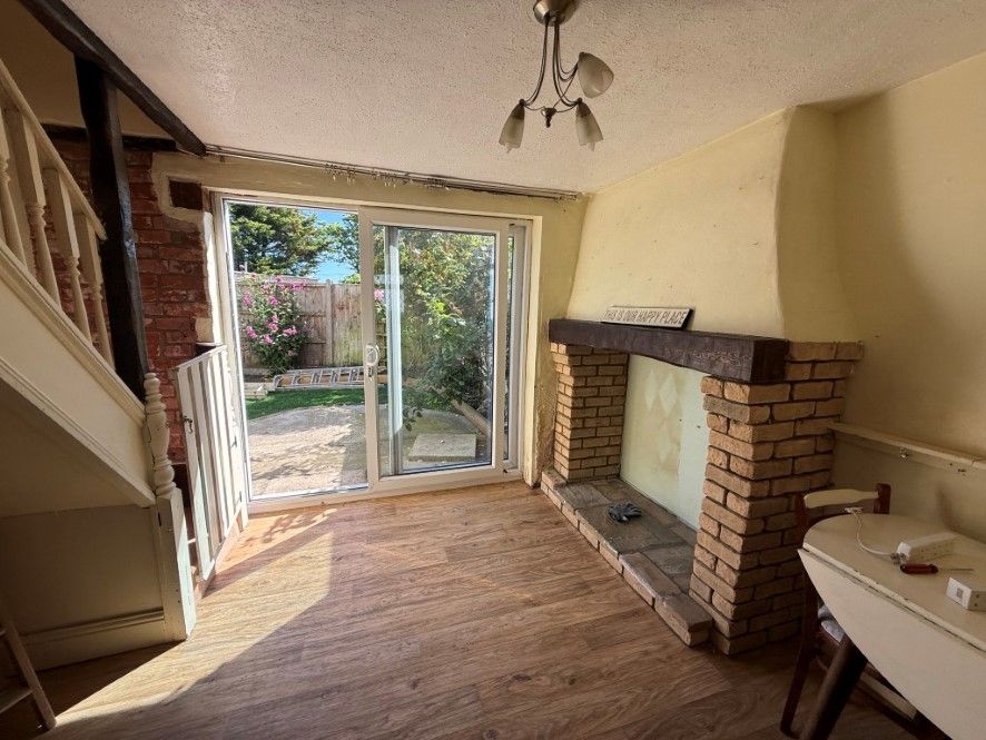 Property photo 3 of 12