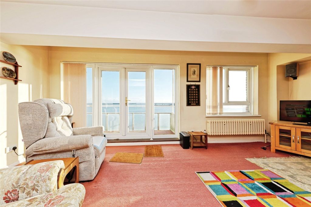 Property photo 2 of 20 Picture No. 13