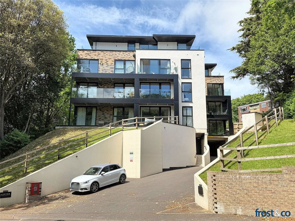 Property photo 1 of 12 Aurora