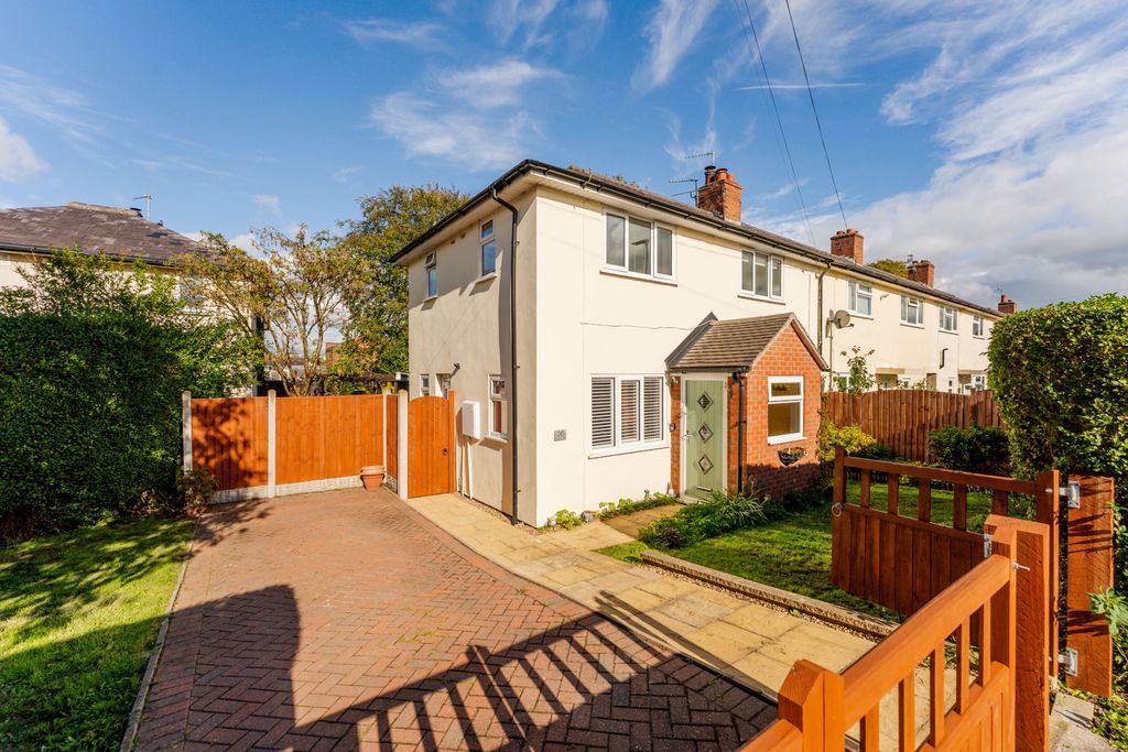 Property photo 1 of 49