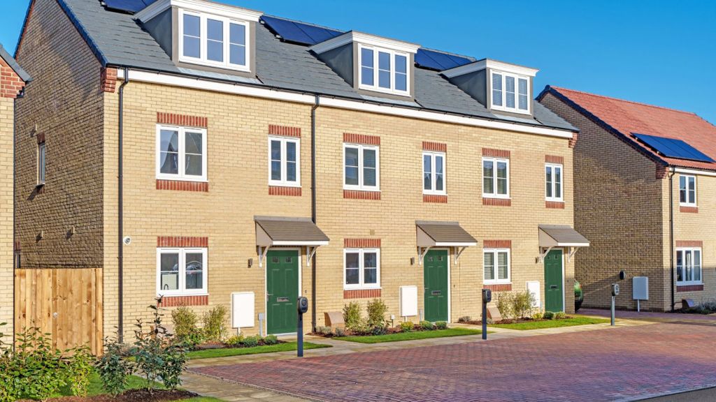 Property photo 2 of 8