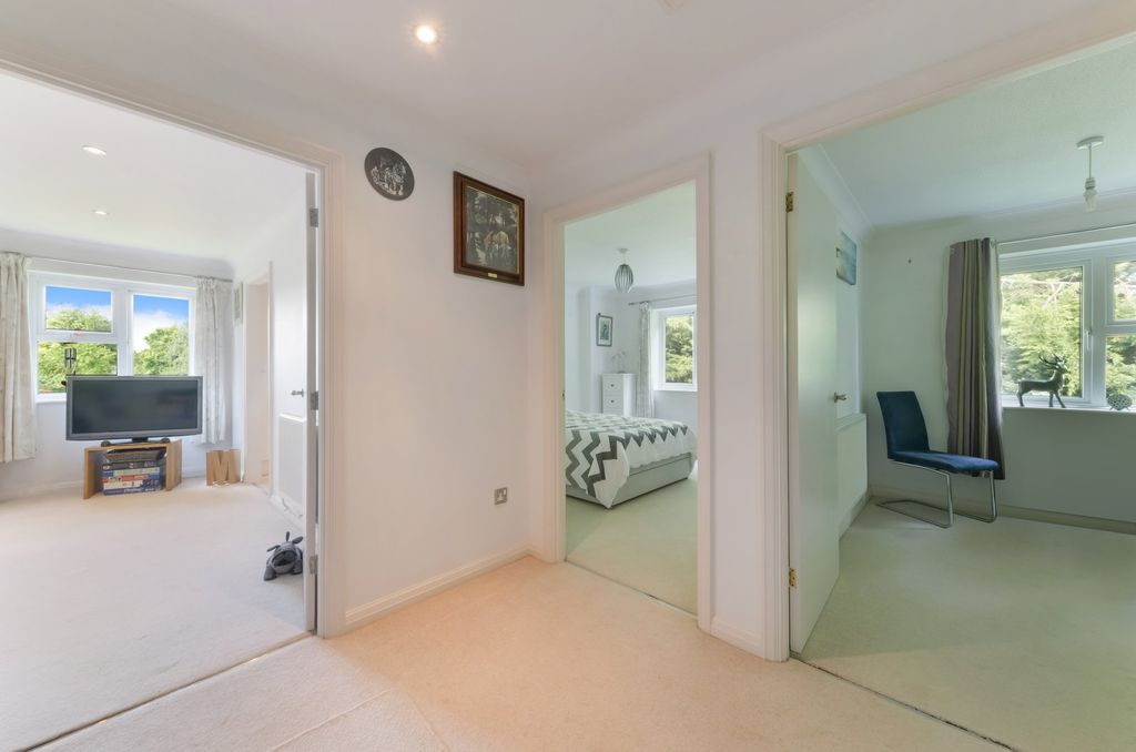Additional image 8 of 2 bed flat for saleGodstone Road, Lingfield RH7