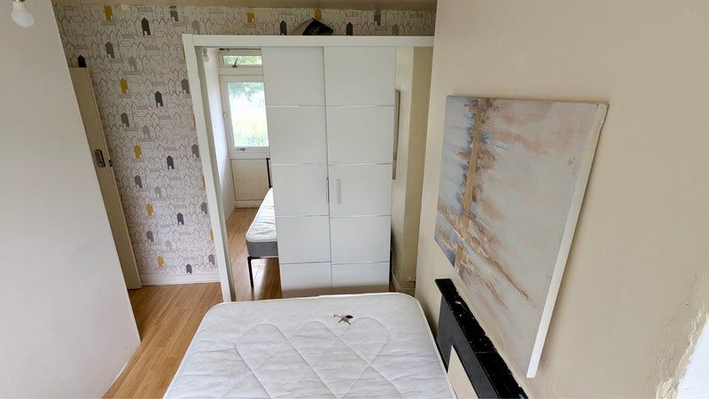 Property photo 2 of 8